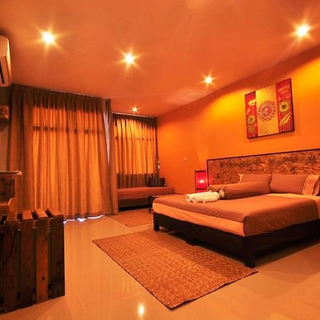 The Bedroom Nai Harn Beach Bagian luar foto