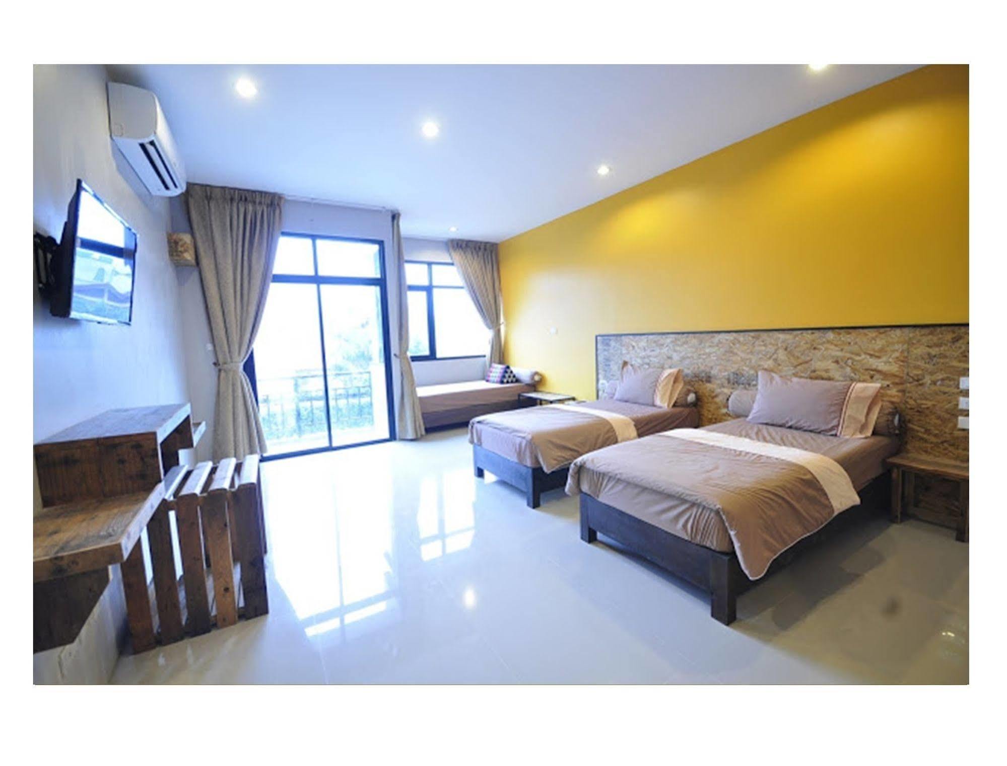 The Bedroom Nai Harn Beach Bagian luar foto
