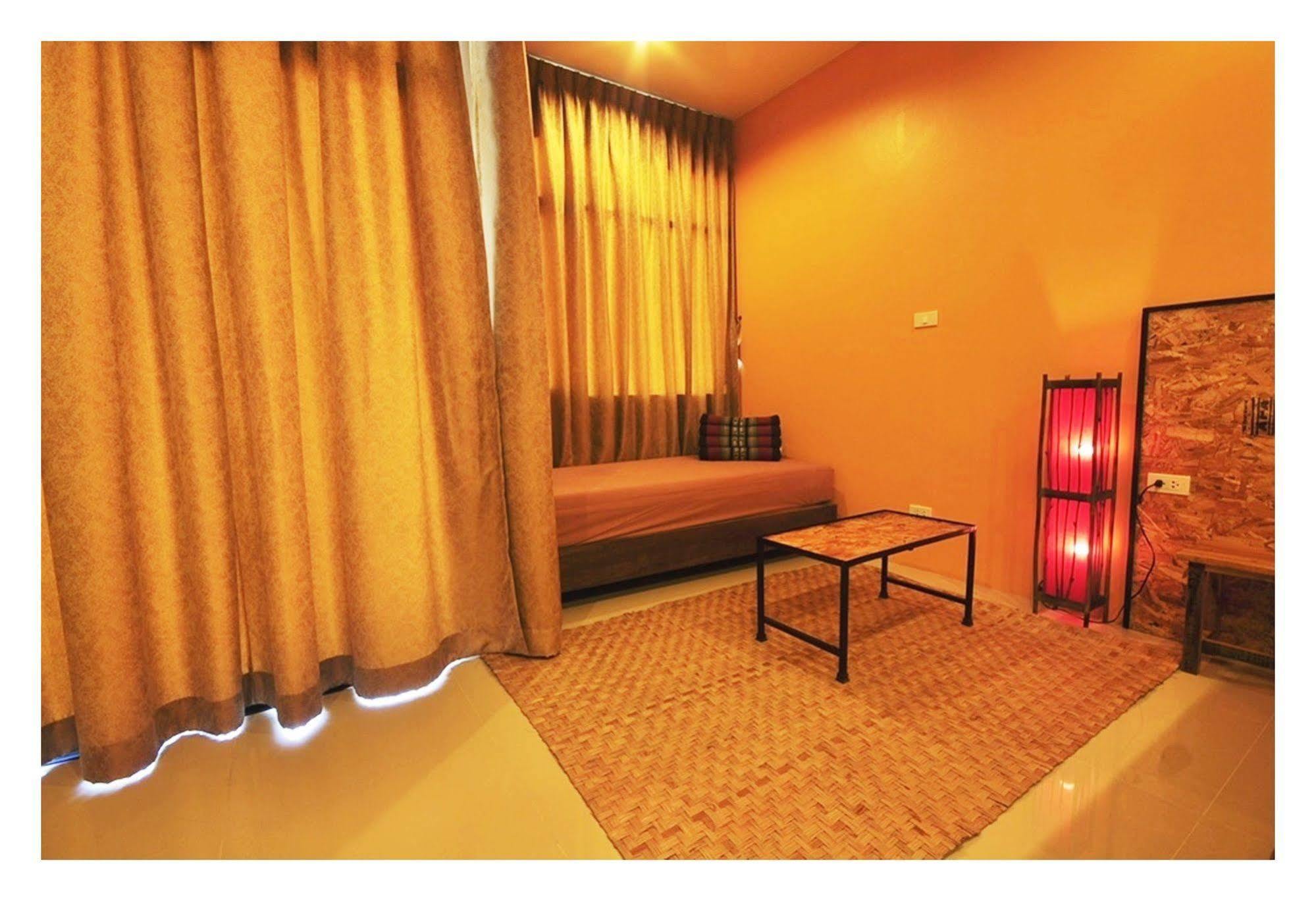 The Bedroom Nai Harn Beach Bagian luar foto