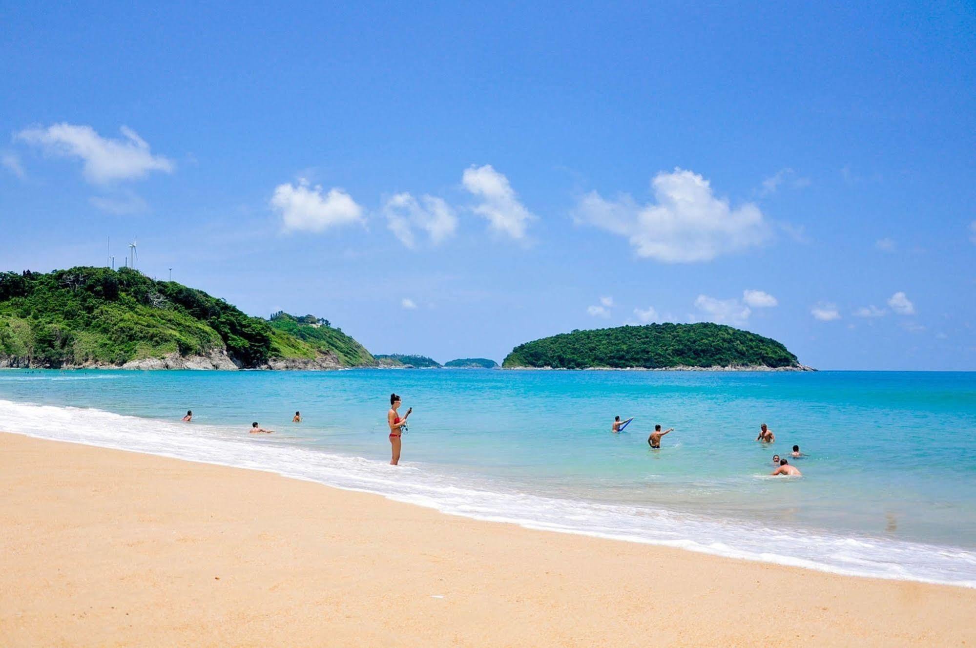 The Bedroom Nai Harn Beach Bagian luar foto
